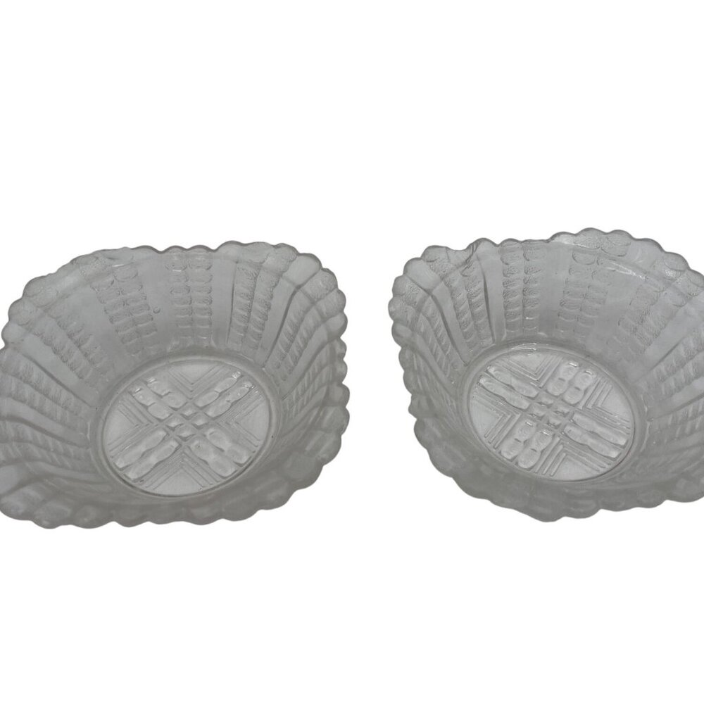 Set Of 2 Antique Glass EAPG Bowls Scalloped Edges Intricate Geometric Pattern